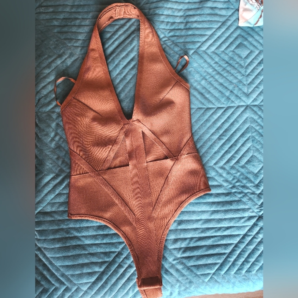 Pretty little thing Brown cut out bodysuit